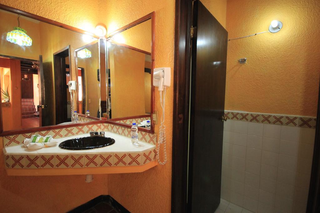 San Cristóbal de Las Casas Hotel Plaza Santo Domingo חדר תמונה