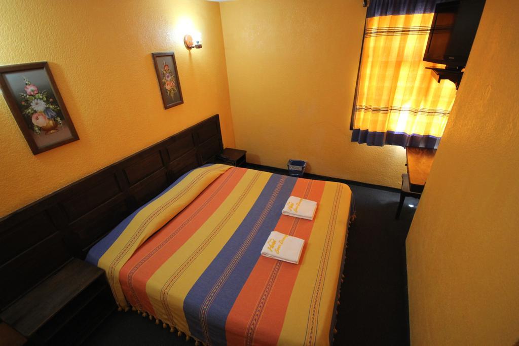 San Cristóbal de Las Casas Hotel Plaza Santo Domingo חדר תמונה